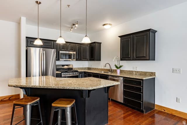 5519 N LILLEHAMMER #1308